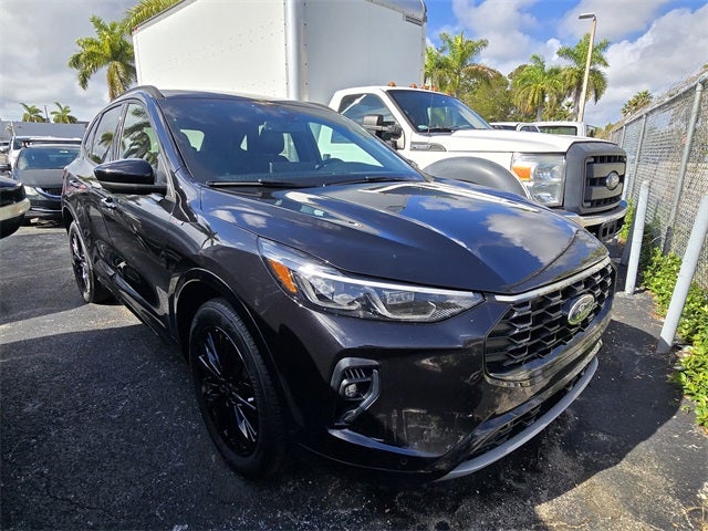 2023 Ford Escape ST-Line Elite