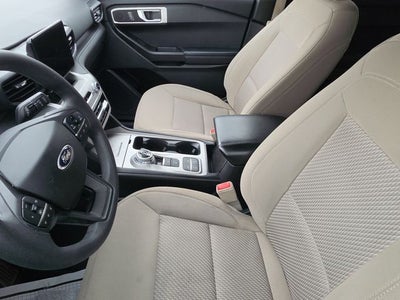 2021 Ford Explorer Base