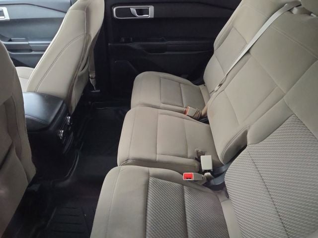 2021 Ford Explorer Base