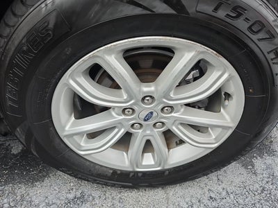 2021 Ford Explorer Base