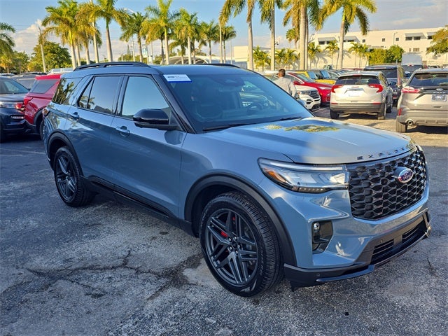 2025 Ford Explorer ST