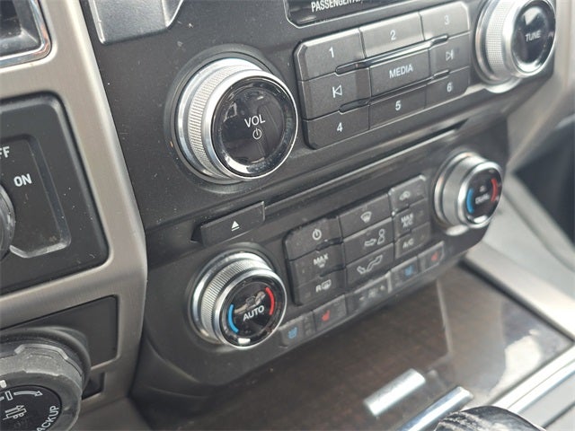 2017 Ford F-150 Platinum