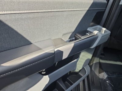 2023 Ford F-150 Lightning XLT