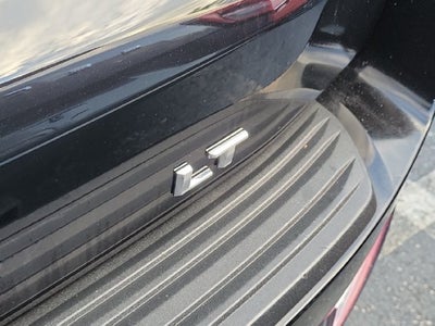 2025 Chevrolet Suburban LT