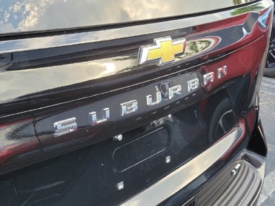 2025 Chevrolet Suburban LT
