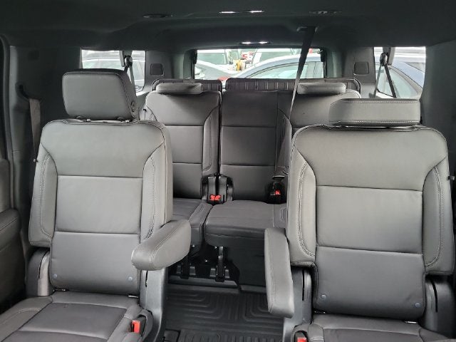 2025 Chevrolet Suburban LT