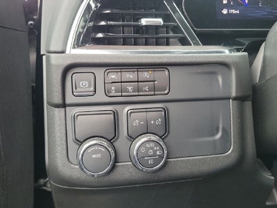 2025 Chevrolet Suburban LT