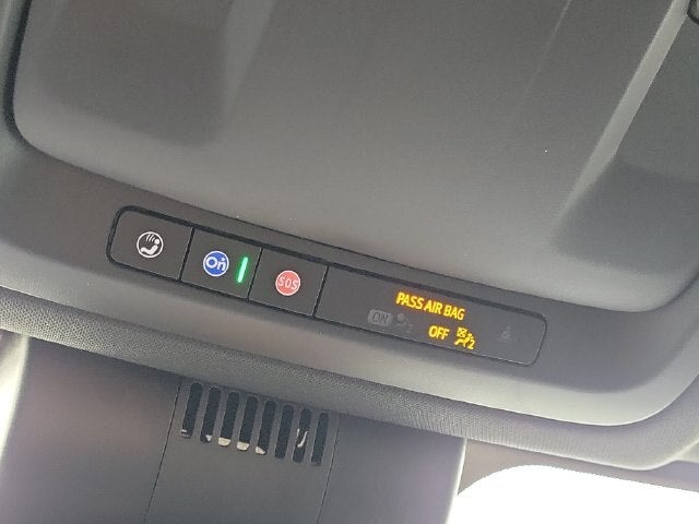 2025 Chevrolet Suburban LT