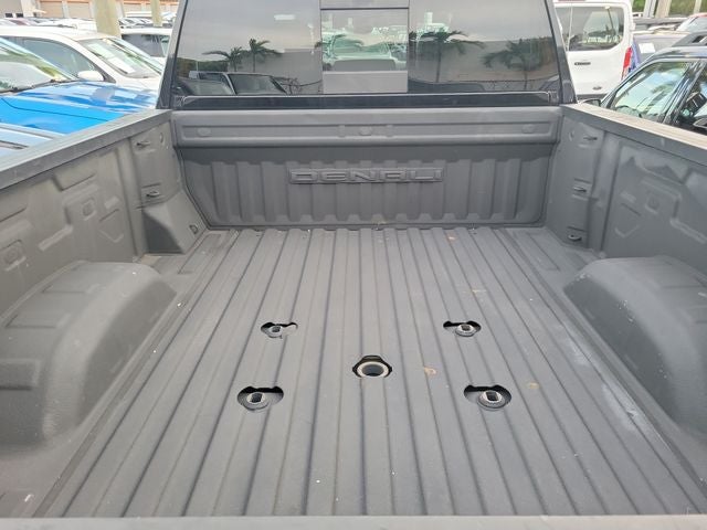 2023 GMC Sierra 2500HD Denali