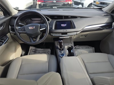 2023 Cadillac XT4 Luxury