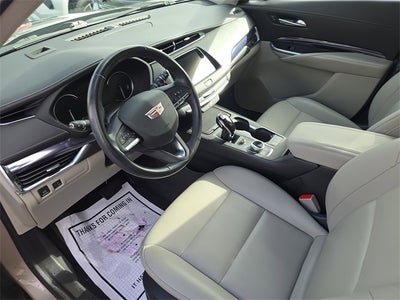 2023 Cadillac XT4 Luxury