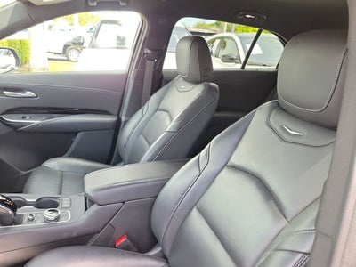 2024 Cadillac XT4 Luxury