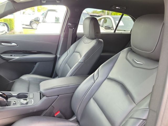 2024 Cadillac XT4 Luxury
