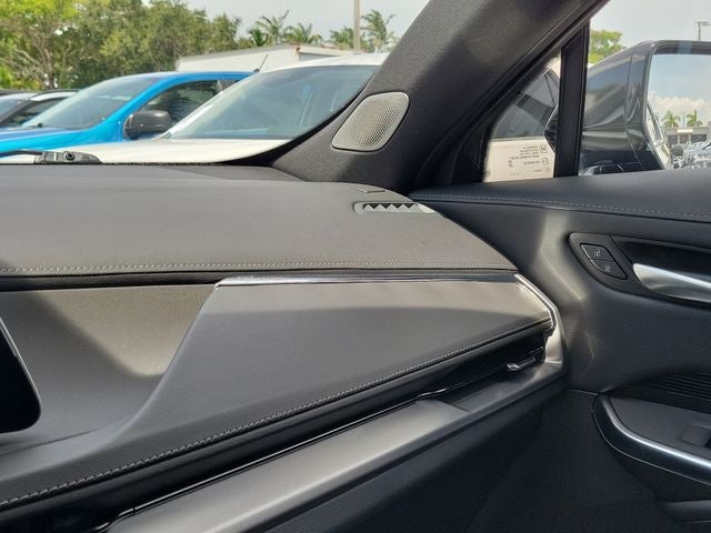 2024 Cadillac XT4 Luxury