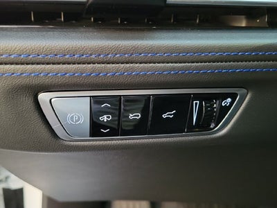 2025 Cadillac ESCALADE IQ Sport 1