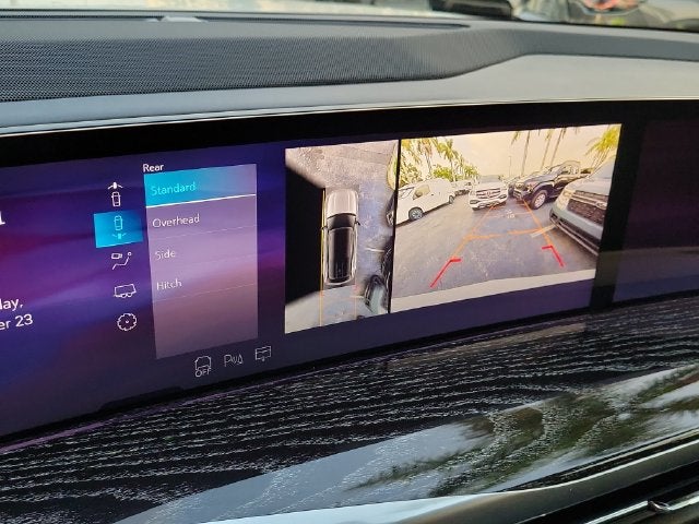 2025 Cadillac ESCALADE IQ Sport 1