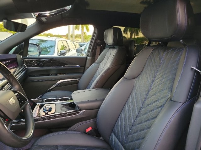 2025 Cadillac ESCALADE IQ Sport 1