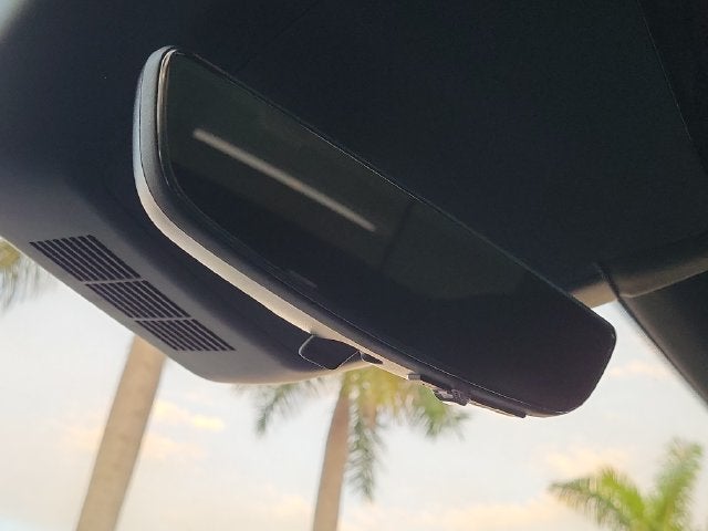 2025 Cadillac ESCALADE IQ Sport 1