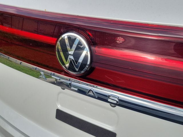 2024 Volkswagen Atlas Cross Sport 2.0T SEL Premium R-Line