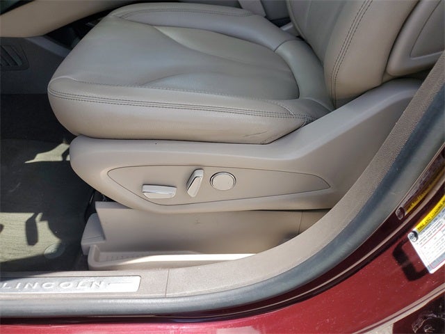 2021 Lincoln Nautilus Standard