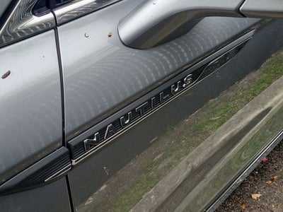 2022 Lincoln Nautilus Standard