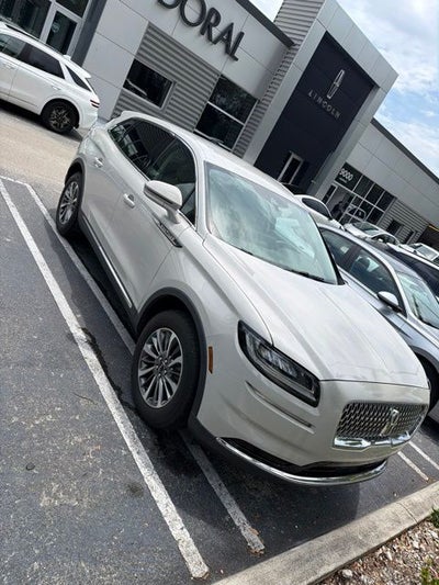 2023 Lincoln Nautilus Standard