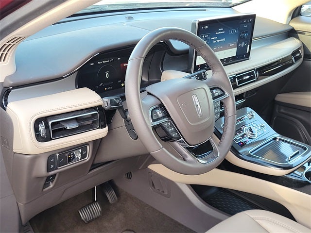 2022 Lincoln Nautilus Standard