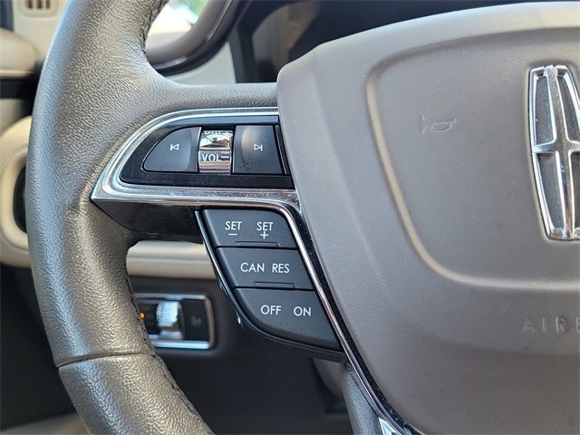 2022 Lincoln Nautilus Standard