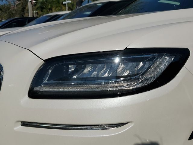 2019 Lincoln Nautilus Select
