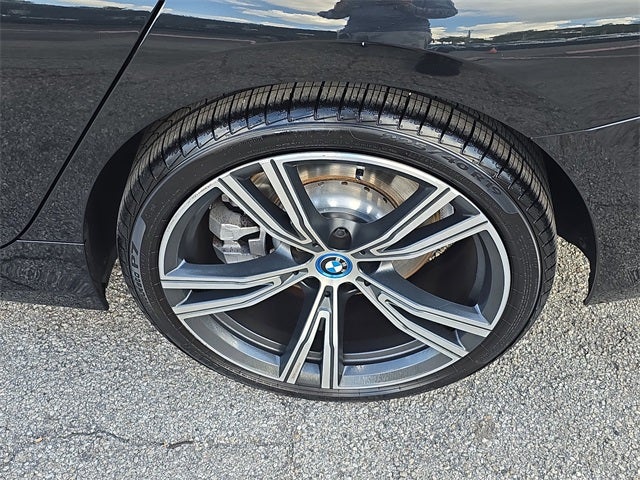 2022 BMW 3 Series 330e iPerformance