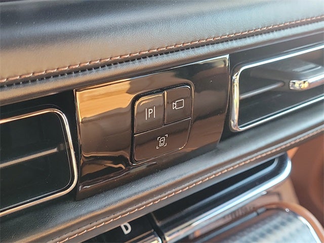 2022 Lincoln Aviator Black Label