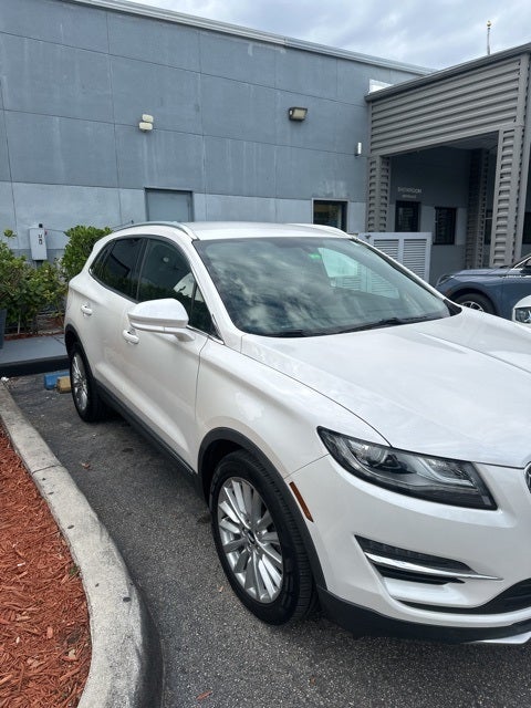 2019 Lincoln MKC Standard