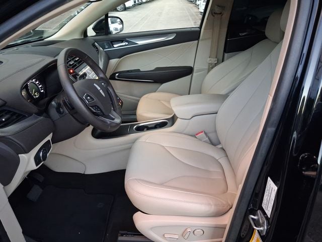 2019 Lincoln MKC Standard