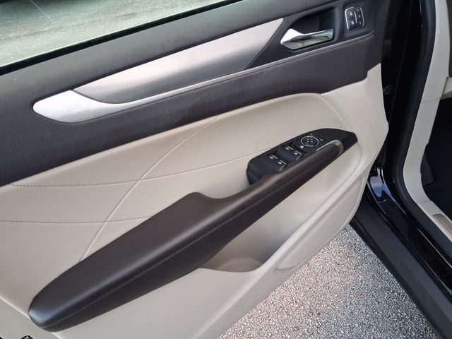 2019 Lincoln MKC Standard