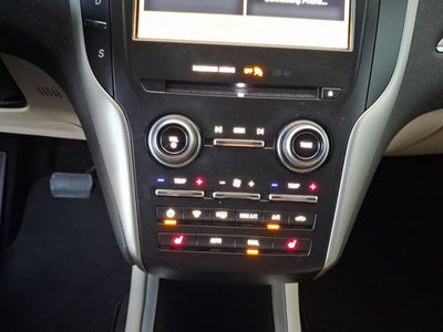 2019 Lincoln MKC Standard