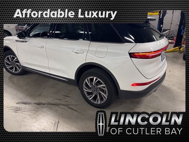 2023 Lincoln Corsair Standard