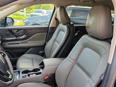 2025 Lincoln Corsair Premiere