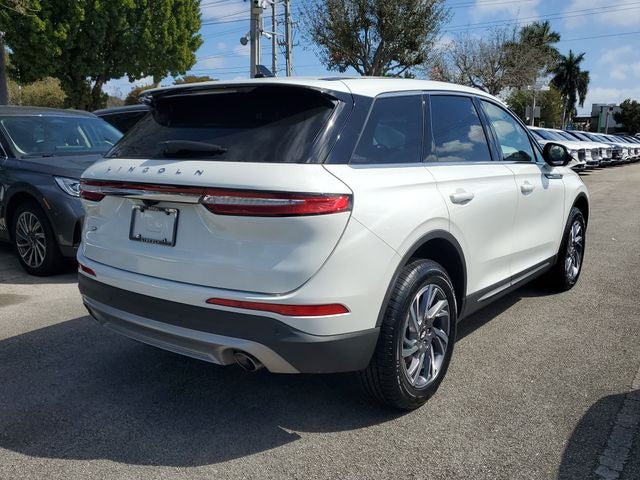 2023 Lincoln Corsair Standard