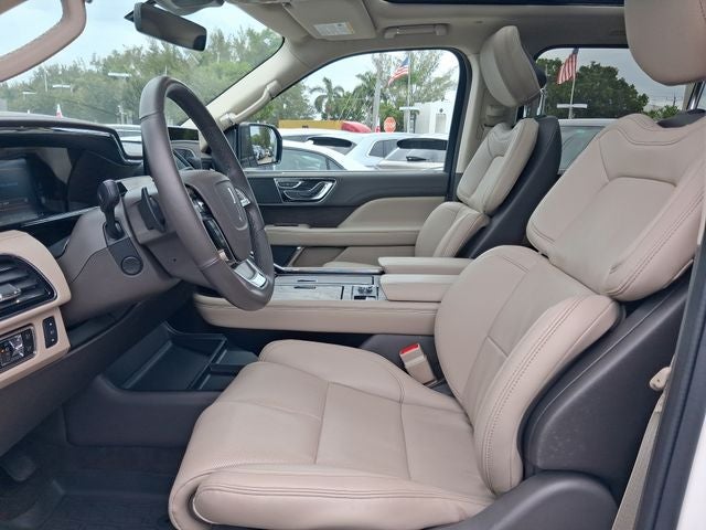 2024 Lincoln Navigator Premiere
