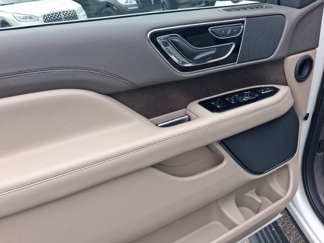2024 Lincoln Navigator Premiere