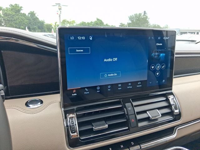 2024 Lincoln Navigator Premiere