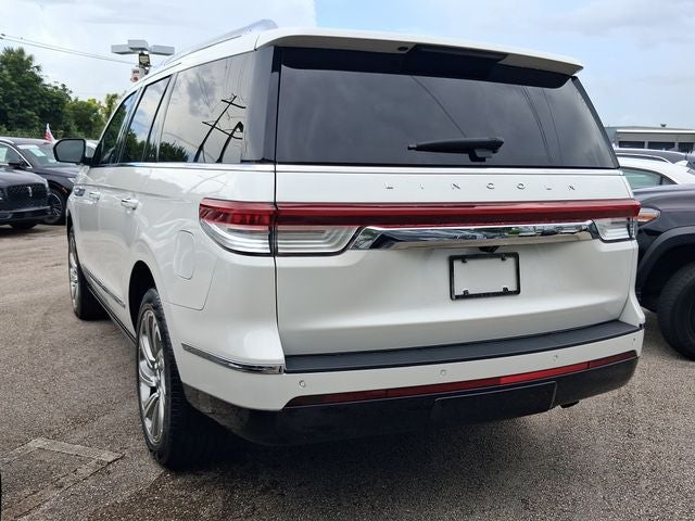 2024 Lincoln Navigator Premiere