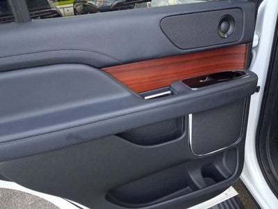 2024 Lincoln Navigator Premiere