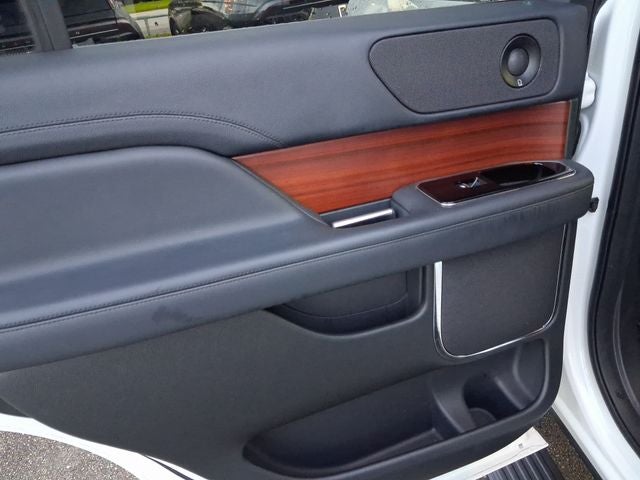 2024 Lincoln Navigator Premiere