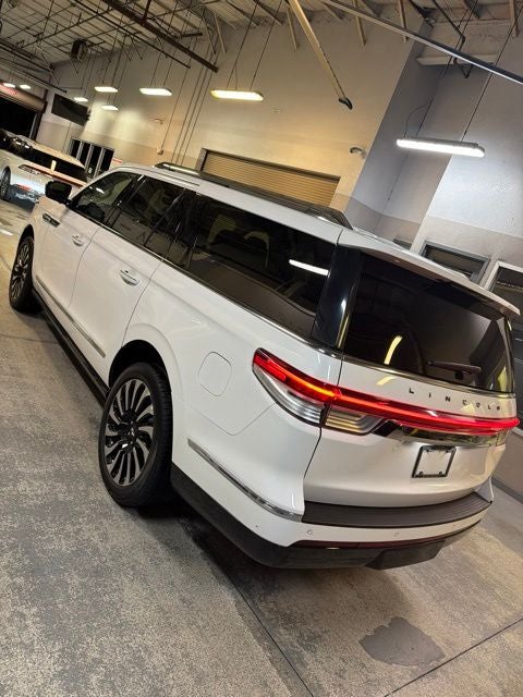 2023 Lincoln Navigator L Black Label