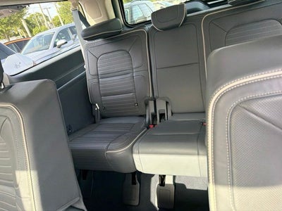 2023 Lincoln Navigator L Black Label