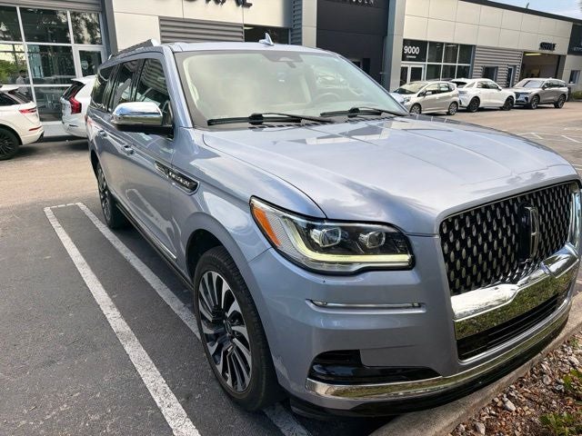 2022 Lincoln Navigator L Black Label