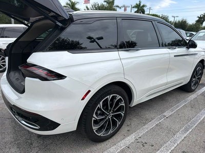 2024 Lincoln Nautilus Reserve