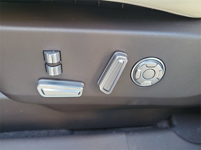 2024 Lincoln Nautilus Black Label