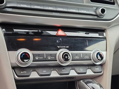 2020 Hyundai Elantra SE